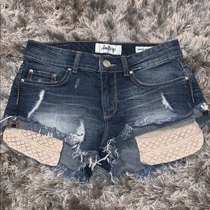 DAYTRIP JEAN SHORTS